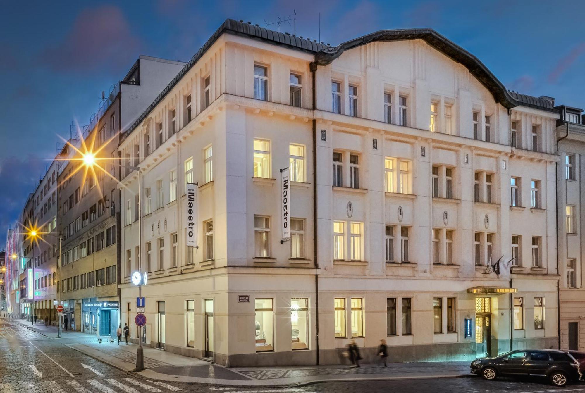 Hotel Maestro By Adrez Praga Exterior foto